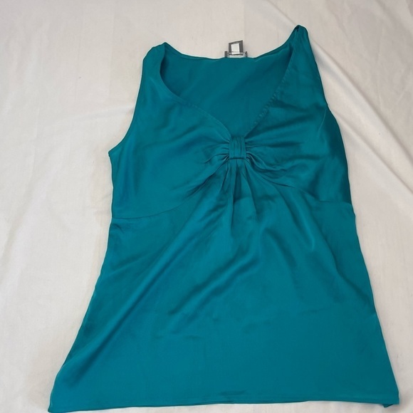 Ann Taylor Factory Green V-Neck Sleeveless Blouse Women's Size 4 - Picture 10 of 14